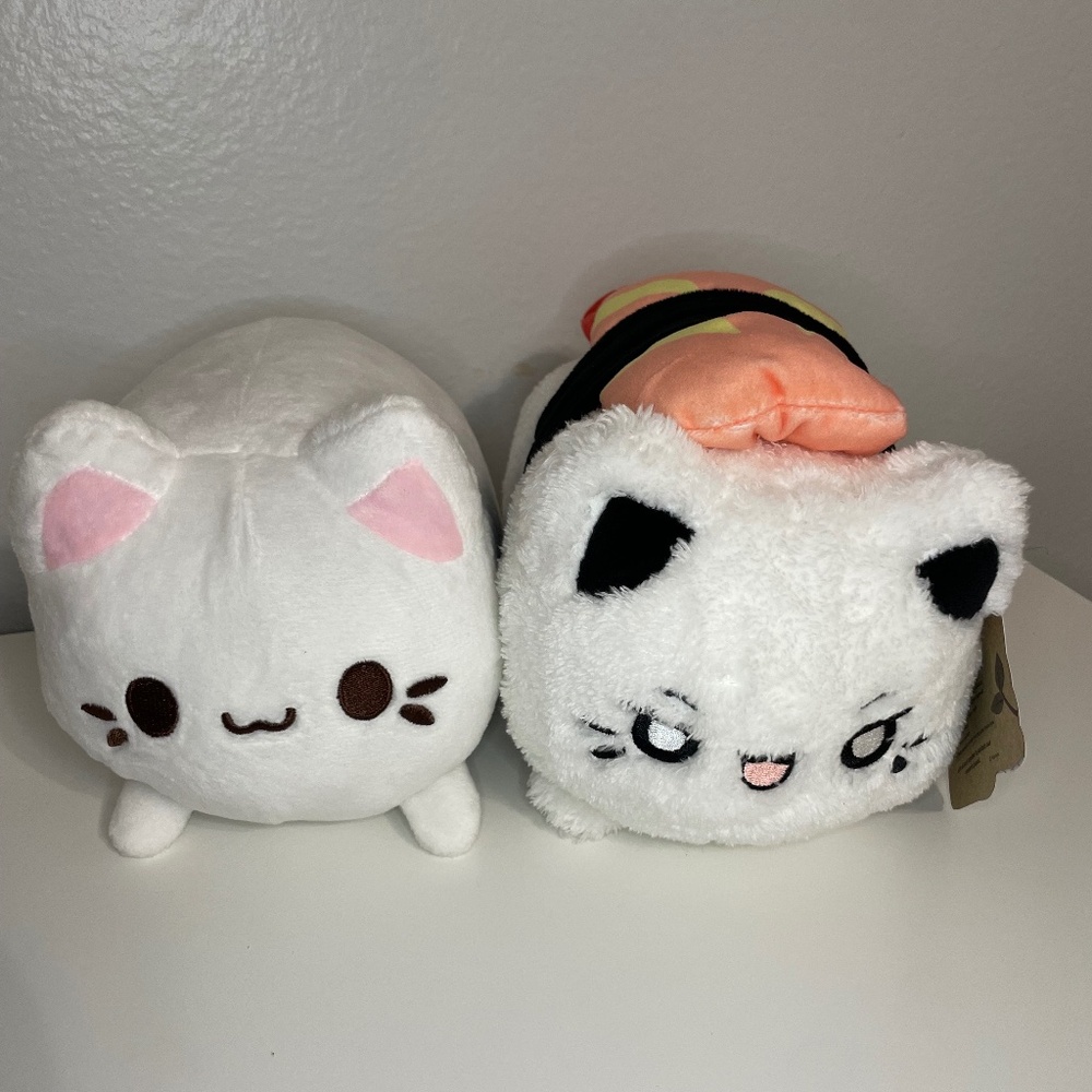 NWT Tasty Peach Studios Aurora Meowchi Shrimp Nigiri Sushi 7" Plush